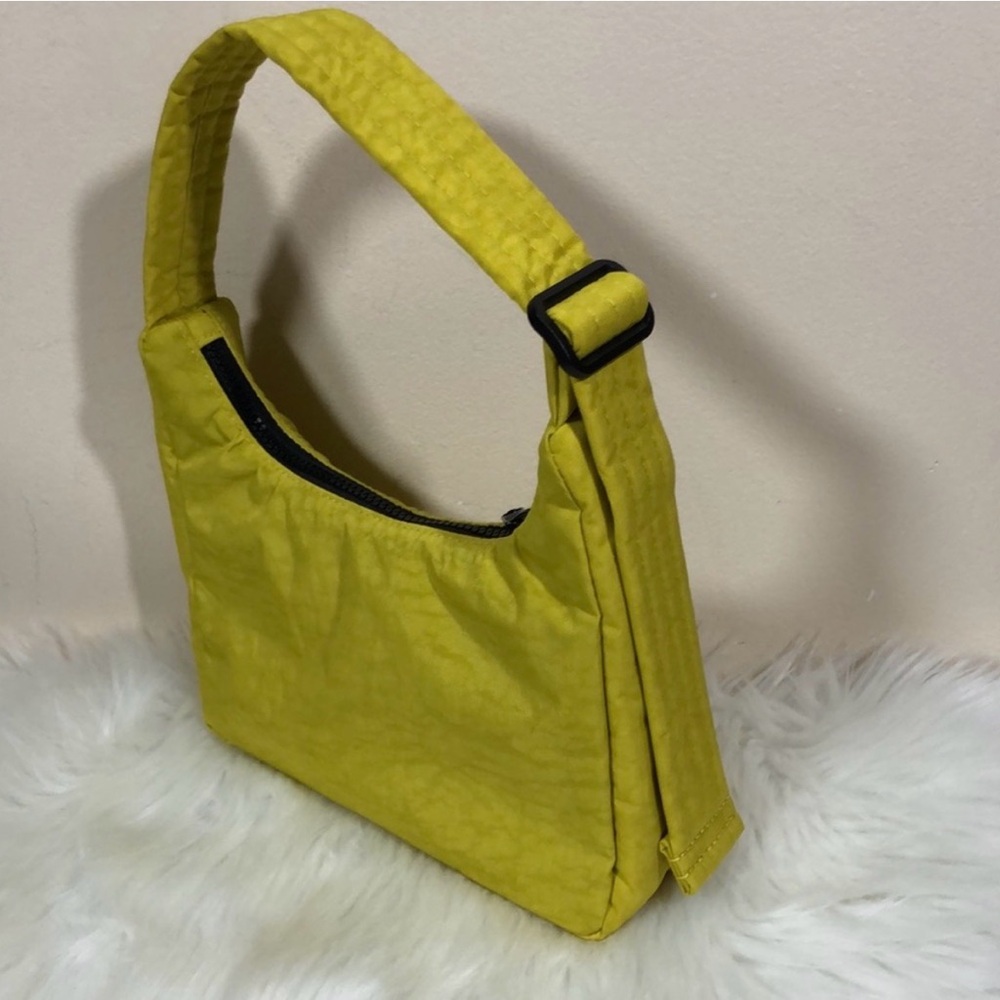 BAGGU Mini Nylon Shoulder Bag in SOUR - Picture 6 of 6